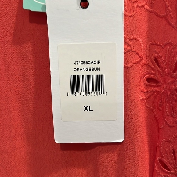 NEW - LUQ- bought on stitch fix. Tank top. Eyelet top. Coral. Size XL. Coral - Picture 8 of 14